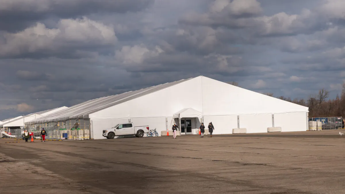 NYC Moves Thousands Of Illegal Immigrants To High School Gym Due To High Winds, Forcing Students To Switch To Remote Learning