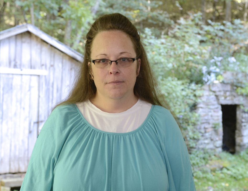 Kentucky Clerk Who Refused To Issue Licenses Following Scotus Gay Marriage Ruling Must Pay Over 1682