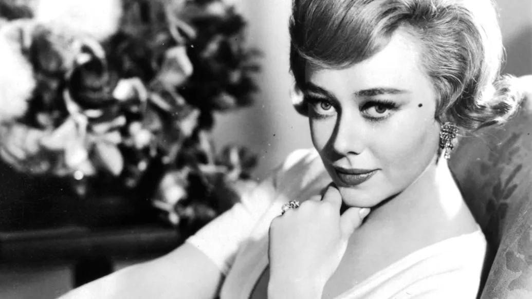 Actress Who Played Mrs. Banks In ‘Mary Poppins’ Dies At Age 100