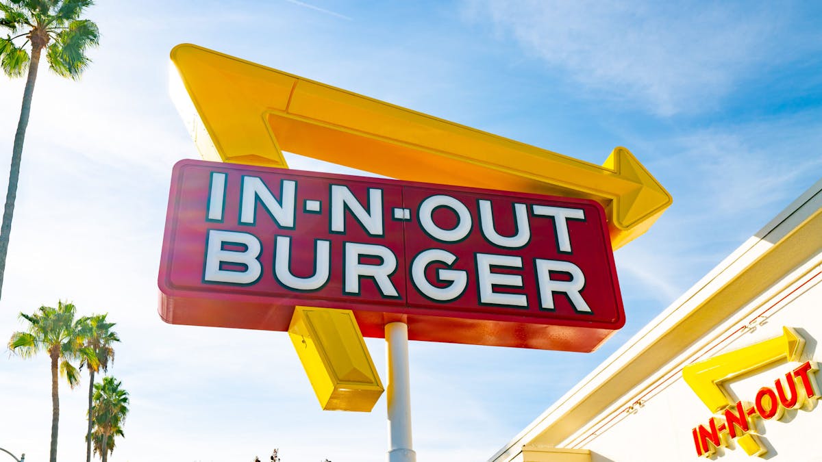NextImg:In-N-Out Burger To Close Its Only Location In Oakland Due To Crime