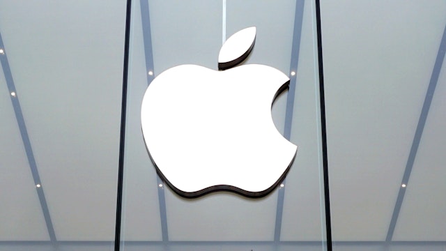 HANGZHOU, CHINA - JANUARY 15, 2024 - The Apple logo is seen at the Apple flagship store in Hangzhou, East China's Zhejiang province, Jan 15, 2024. On the same day, Apple's official website in China announced that it would open the "Spring Festival limited time offer" from January 18 to 21. A number of Apple products, including the iPhone15 series, will be discounted to save up to 800 yuan.