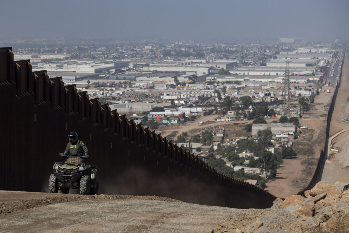 Border Patrol catches hundreds of Chinese citizens in one day, over 20K encountered in FY 2024