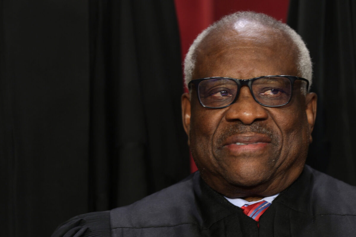 Clarence Thomas seeks disqualification examples in Trump ballot case