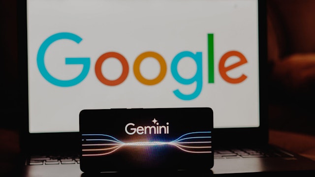 BRAZIL - 2023/12/06: In this photo illustration, the Google Gemini logo is displayed on a smartphone screen. The tool was launched by Google as its new multimodal artificial intelligence (AI) model.