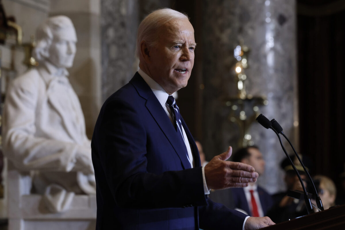Biden urges unity, not division, at National Prayer Breakfast