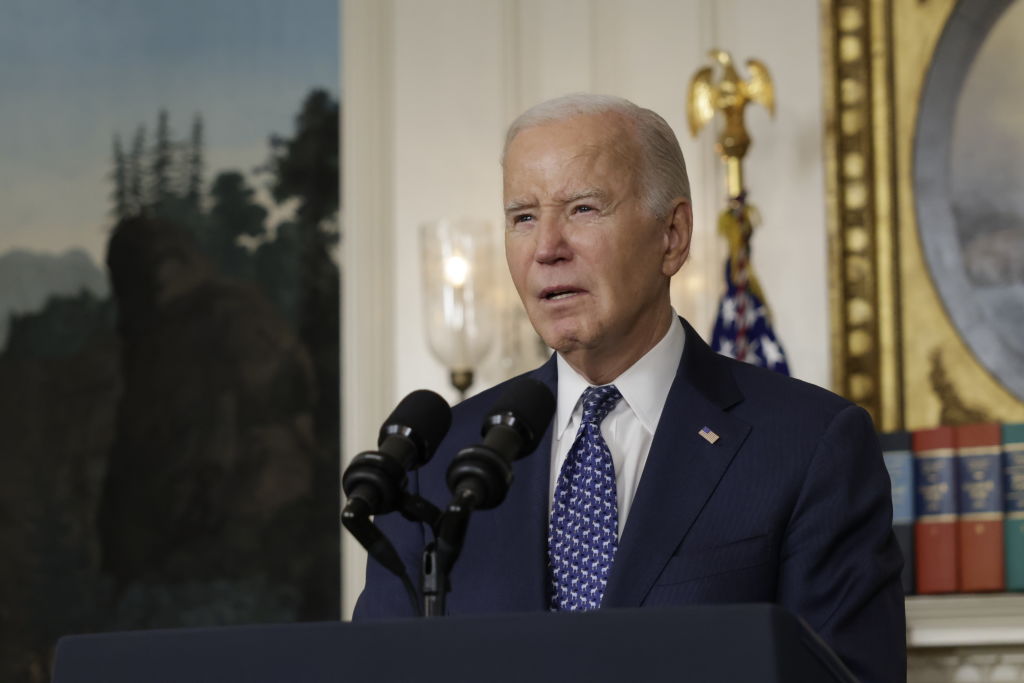 Biden’s DOJ deems him mentally unfit for office