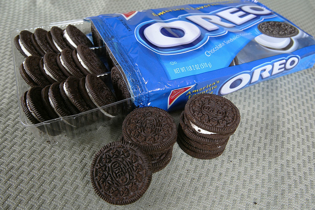 Oreo’s alliance with ‘militant’ LGBT group questioned by ad and shareholder proposal