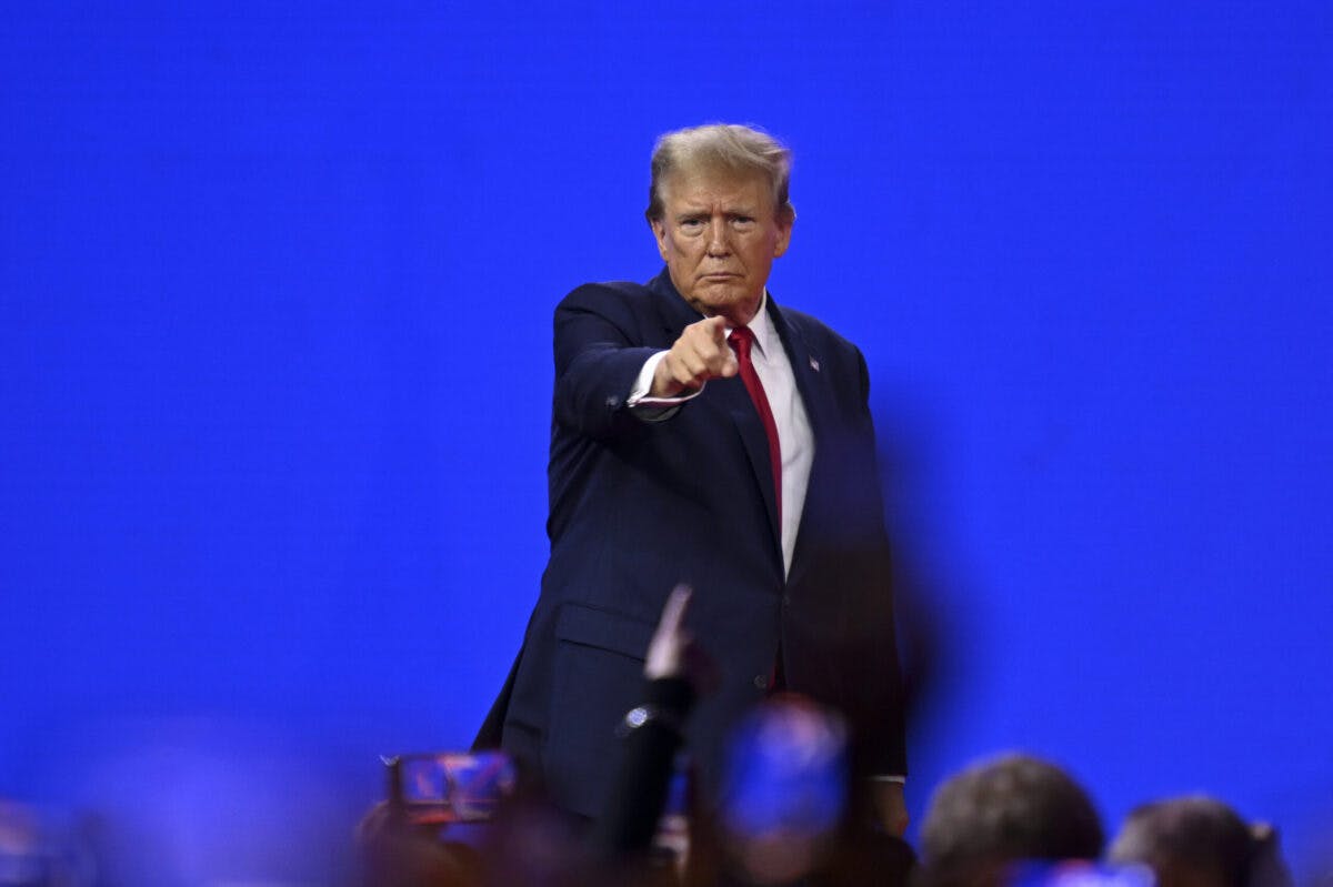 NextImg:Supreme Court Takes Up Trump Immunity Claim 