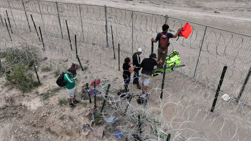Federal Judge Blocks Texas Law Allowing Police To Arrest Illegal Immigrants