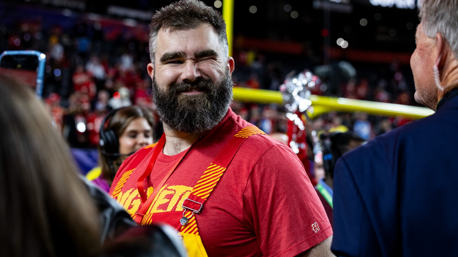 Jason Kelce vows to return young fan’s lucky mask