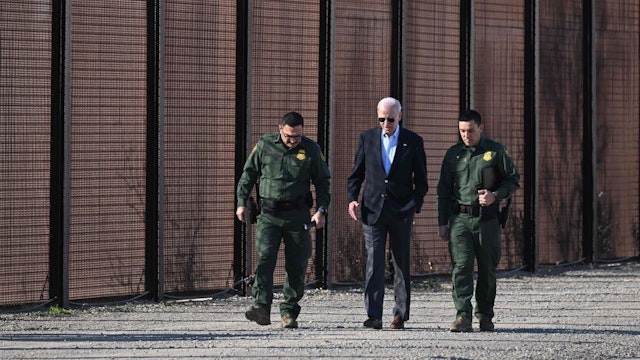 US President Joe Biden visits the US-Mexico border in El Paso, Texas, on January 8, 2023. (Photo by Jim WATSON / AFP) (Photo by JIM WATSON/AFP via Getty Images)