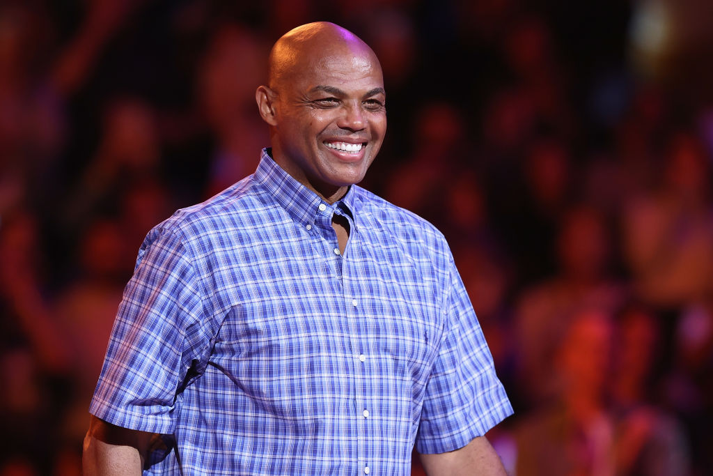 Charles Barkley threatens to physically assault black Trump supporters