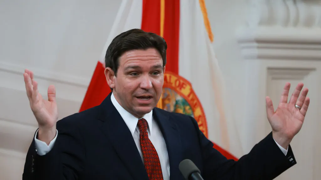 Florida Bans Children From Social Media