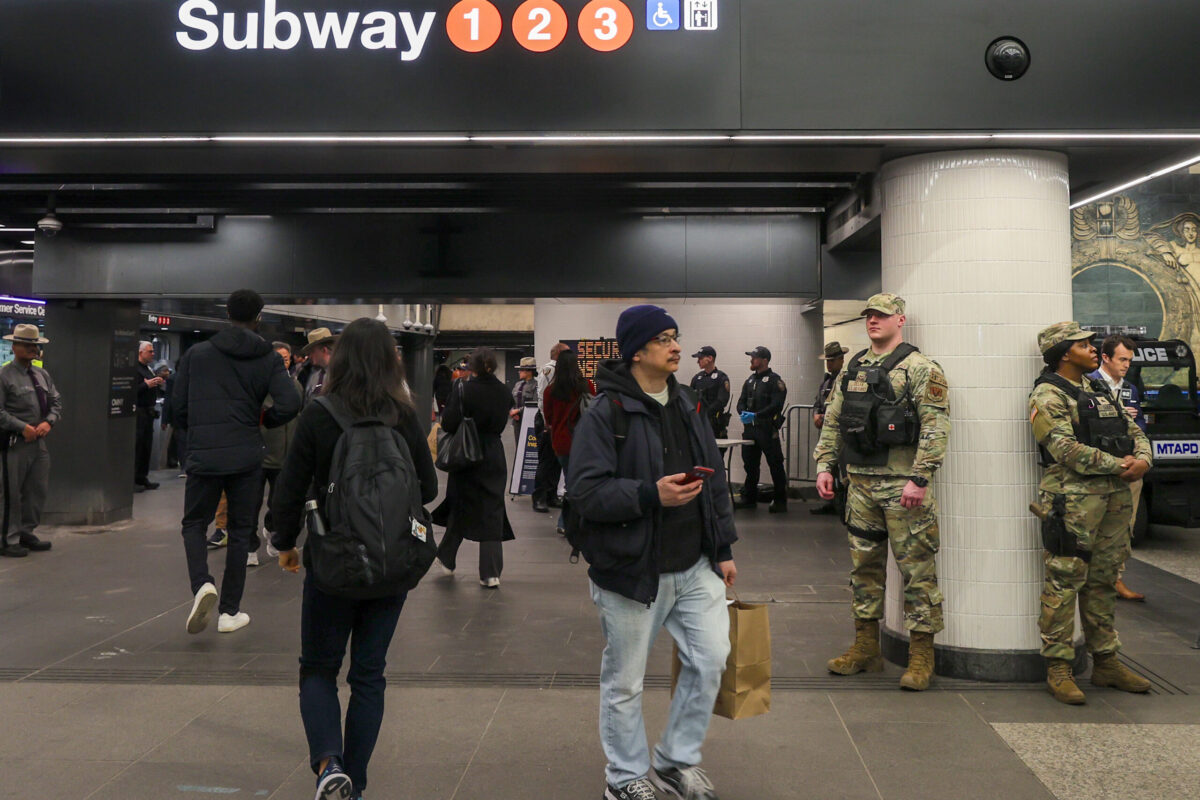 NYC Subway Rider Won’t Be Charged After Allegedly Shooting Aggressive ...