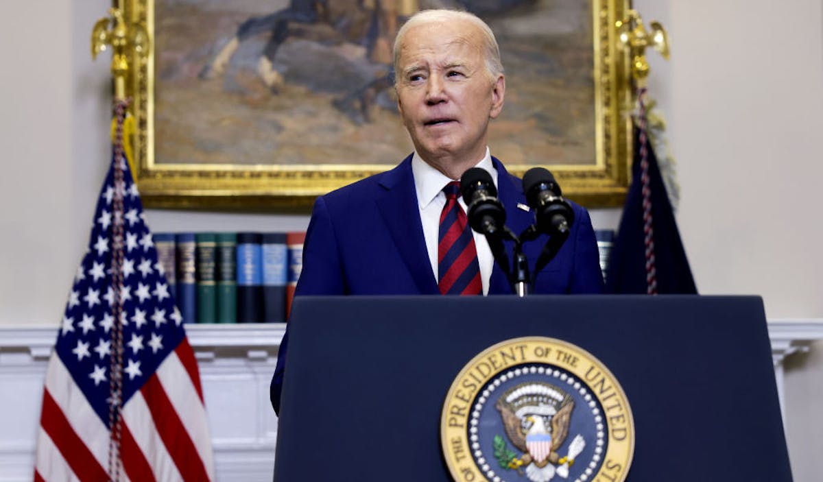 NextImg:Report: Biden Admin Eyes Expanding Green Card Access In Deportation Cases 