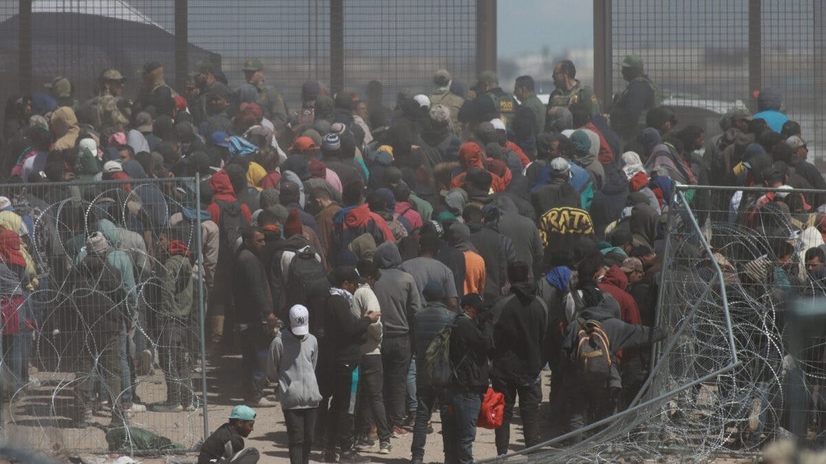 NextImg:Voters Say Immigration Is Top Issue Facing Country, Biden Faces Widespread Disapproval On Immigration 
