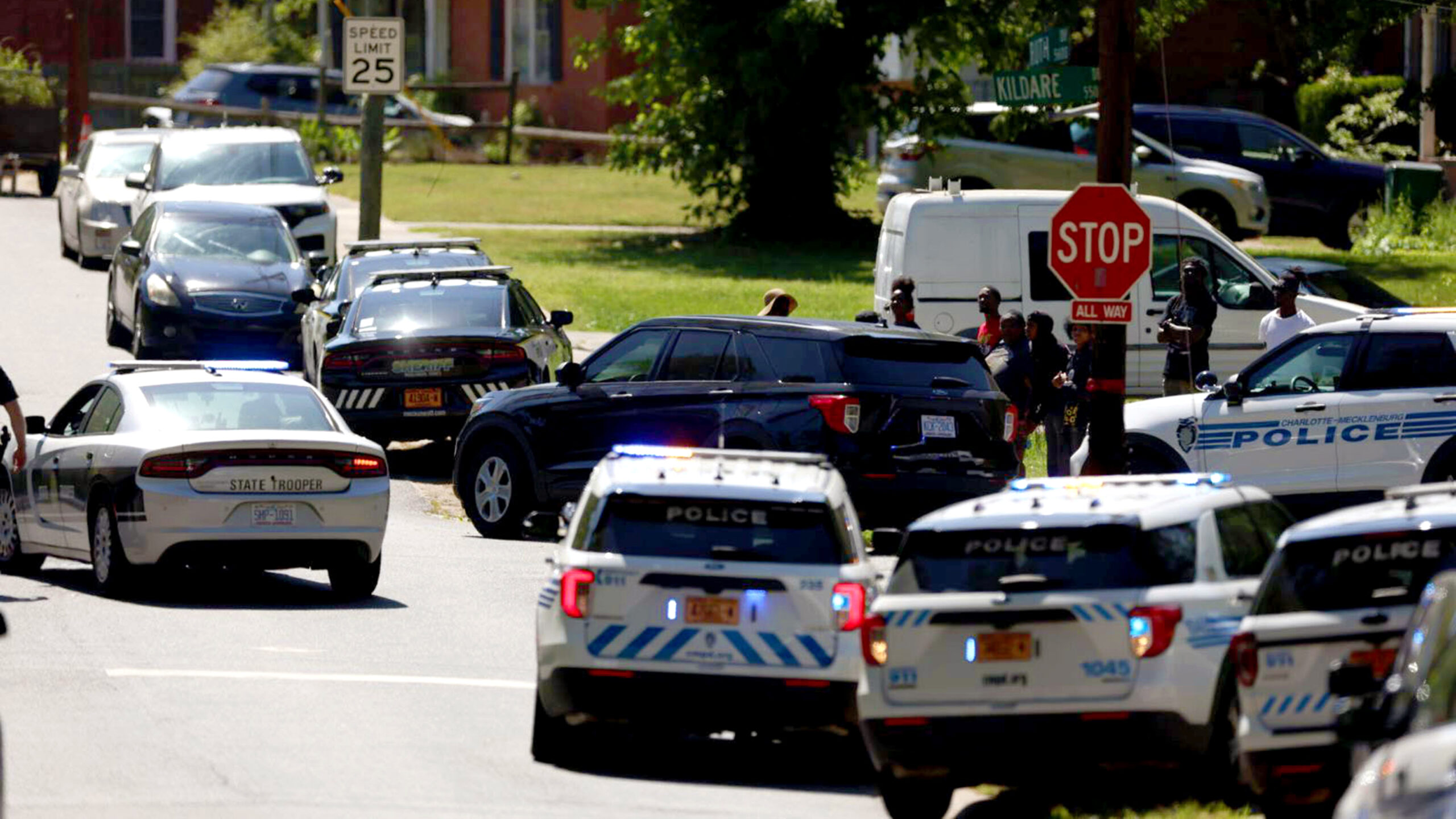 8 Law Enforcement Officers Shot Serving Warrant At Home
