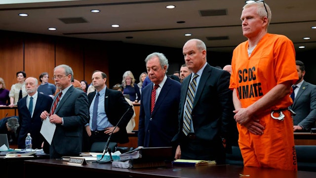 Alex Murdaugh stands with his defense team during an evidentiary hearing at the Richland County Courthouse on Jan.16, 2024.