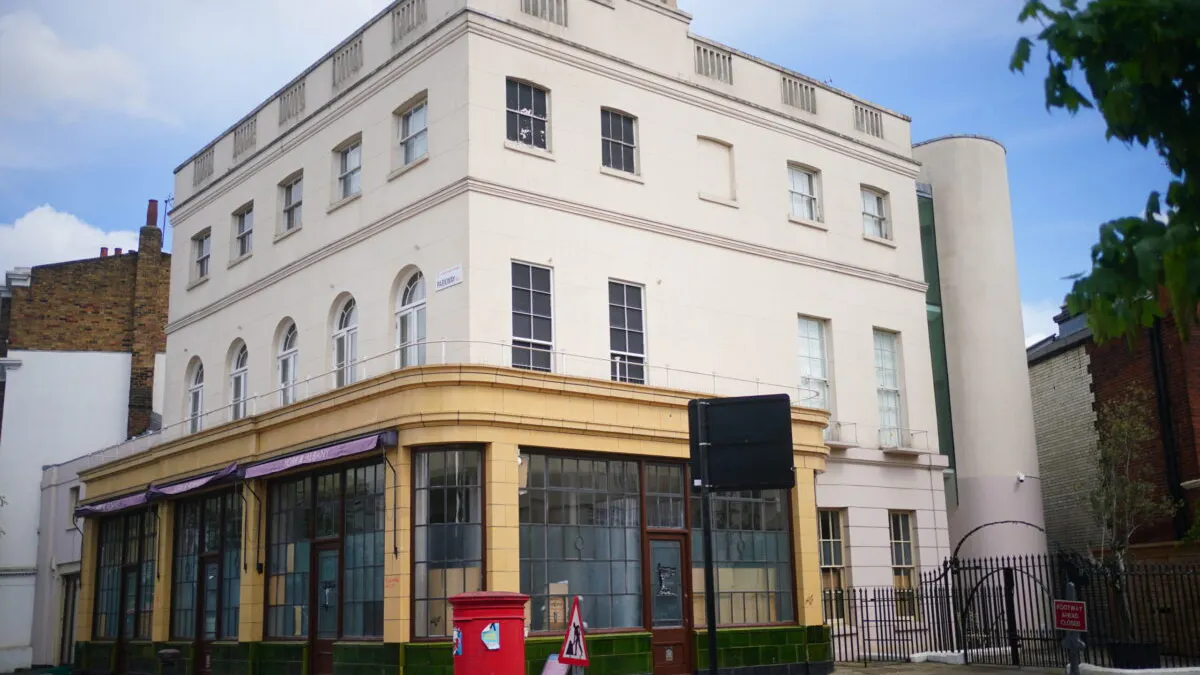 Professional Squatters Kicked Out Of Gordon Ramsay’s $16M London Restaurant