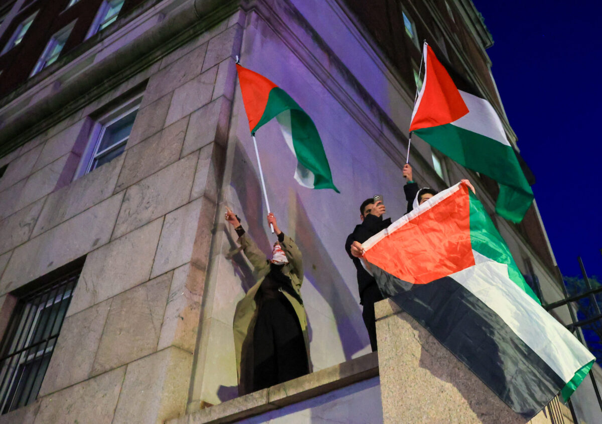 Columbia Again Extends Deadline For Students To Disband Anti-Israel Encampment