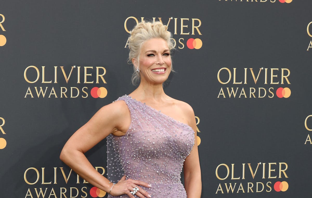 NextImg:‘Ted Lasso’ Actress Berates Photographer Who Asked Her To Show Leg: ‘Don’t Be A D***’ 