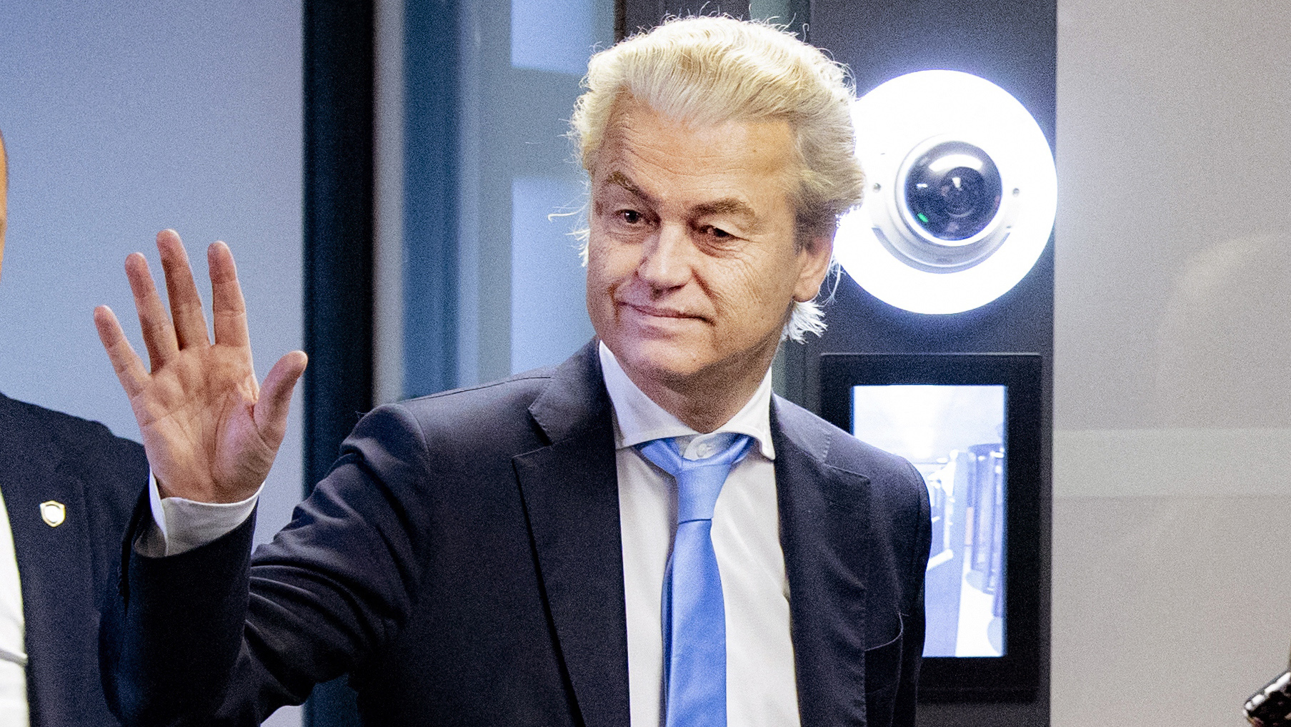 Passionate Speech by Geert Wilders Supporting Israel in Parliament