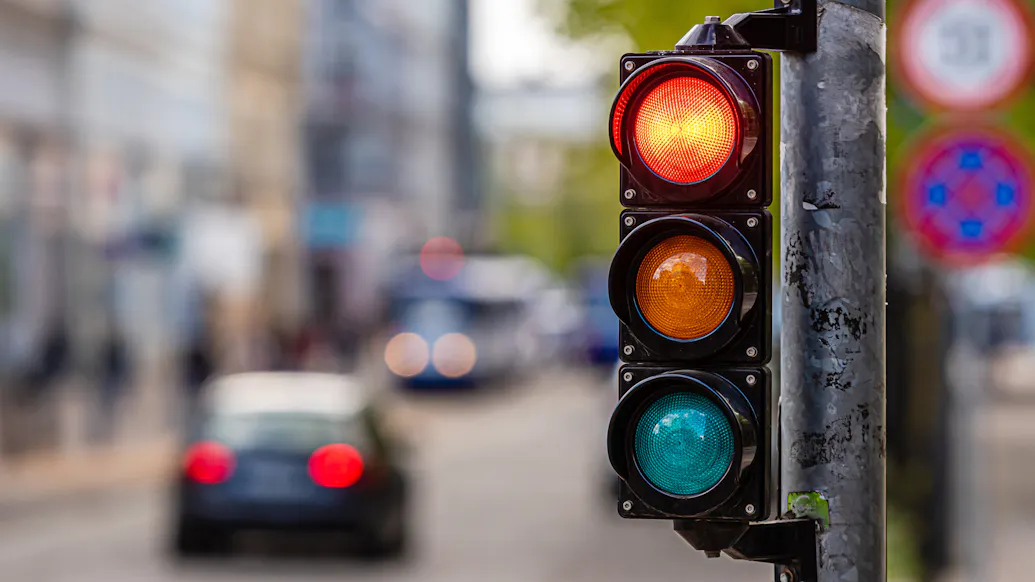 Blue City Took Down Traffic Light At Busy Intersection After Homeless Stole Copper Wire, Residents Say