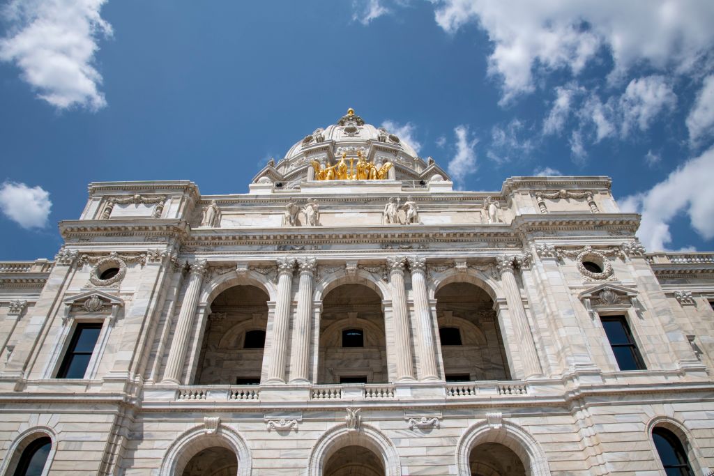 Minnesota Democrats Unsuccessful in Push to Amend State Constitution for Abortion Rights