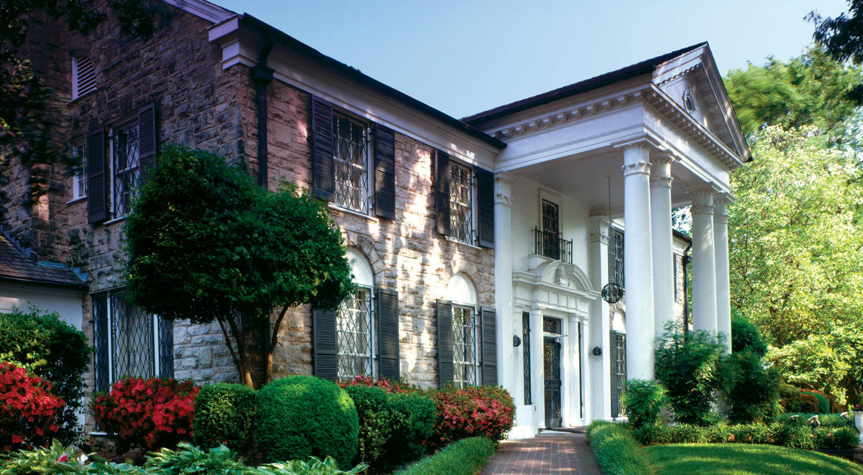 Elvis’s Granddaughter Denounces Graceland Foreclosure Sale as ‘Fraudulent