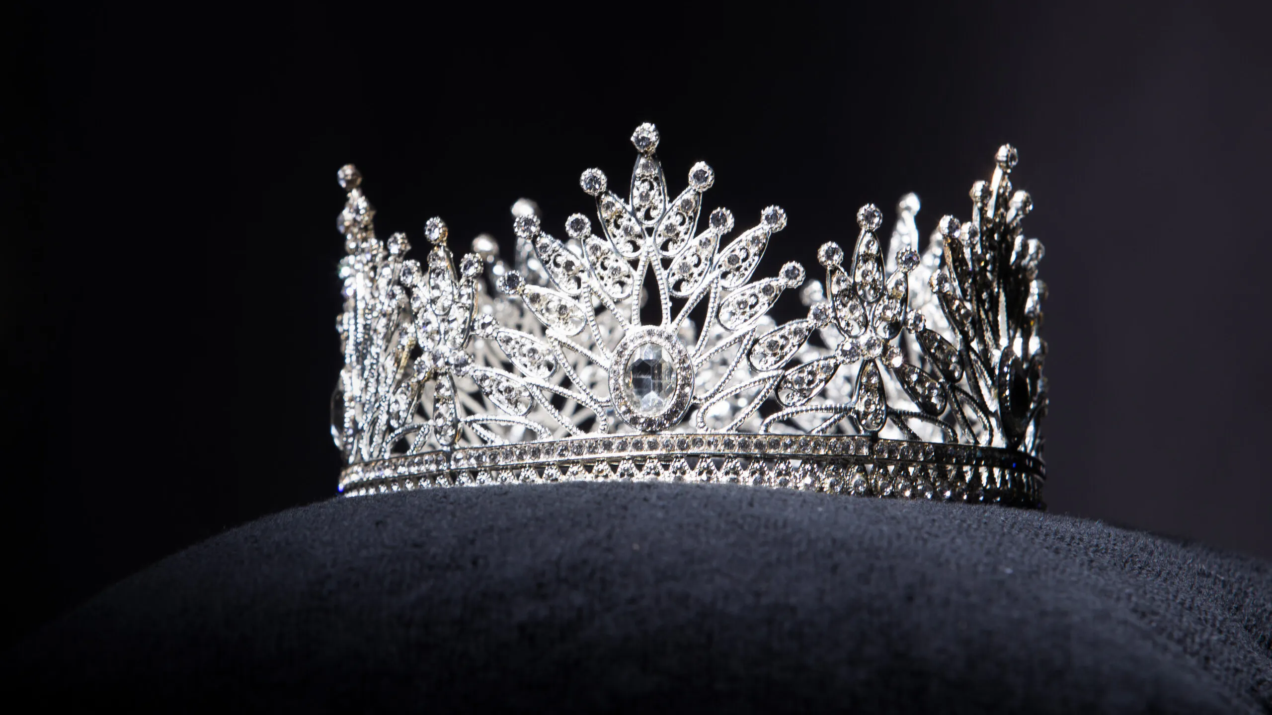 Controversy Erupts Over Plus Sized Miss Alabama Winning Crown