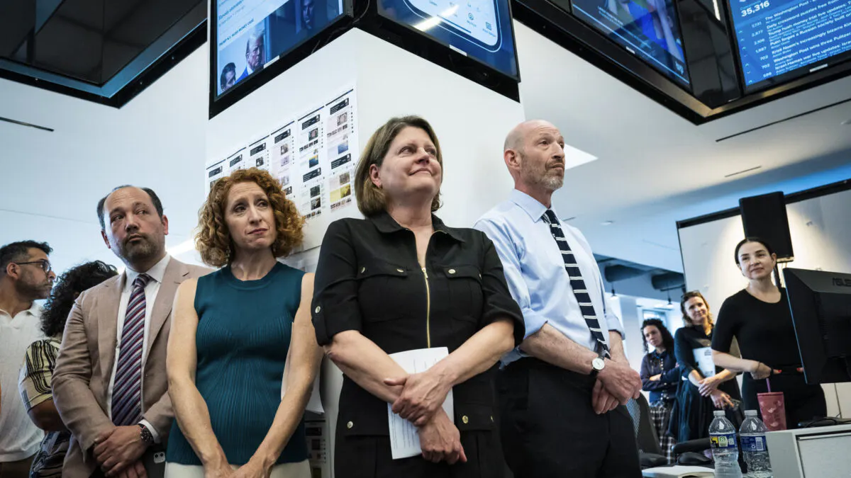 WaPo Executive Editor Steps Down, Publisher Warns Staff, ‘People Are Not Reading Your Stuff’