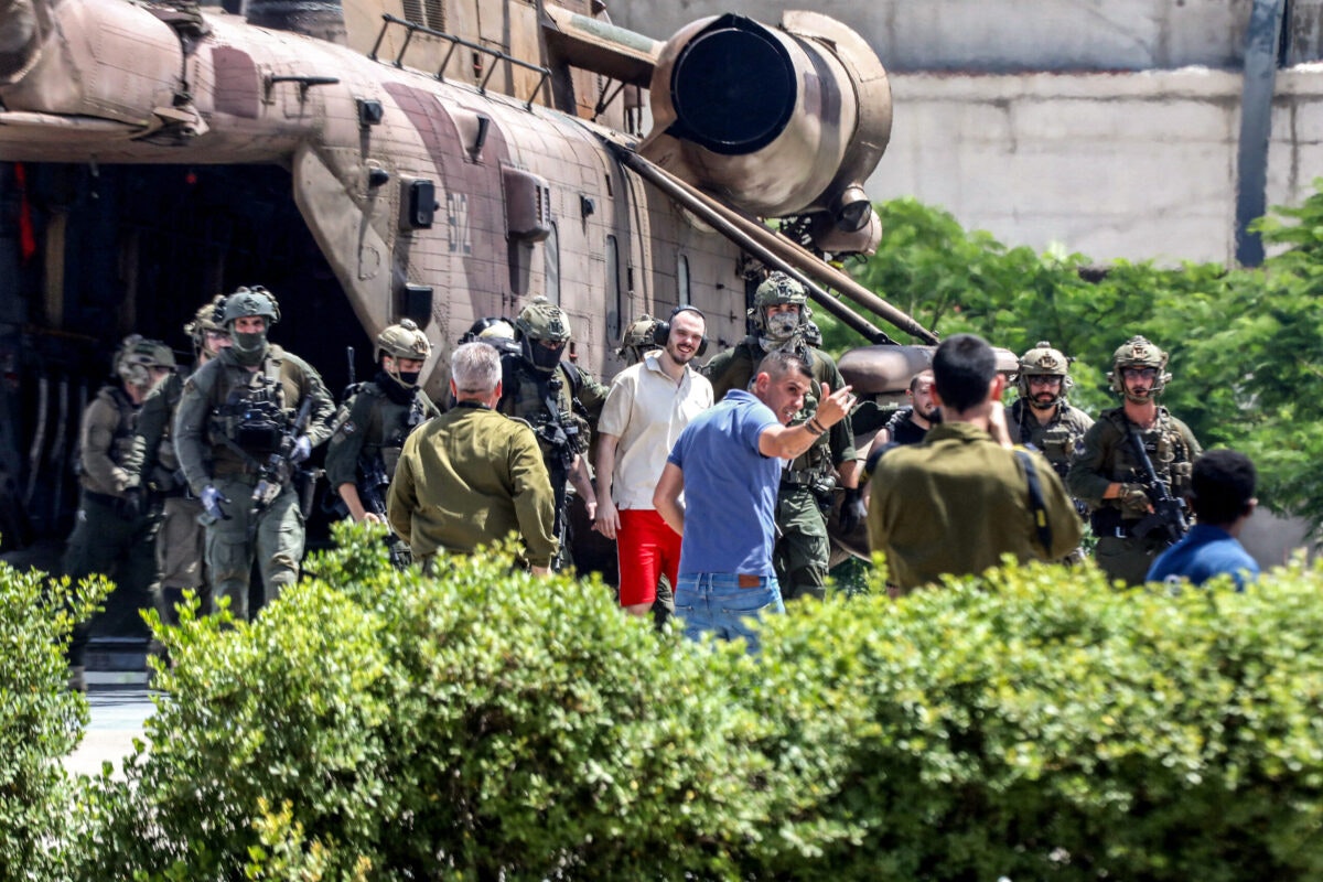 Israeli Special Forces Rescue 4 Hostages In Raids On 2 Hamas Locations