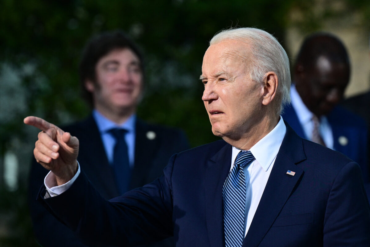 Gold-Standard’ Poll Indicates Trouble for Biden in Midwest