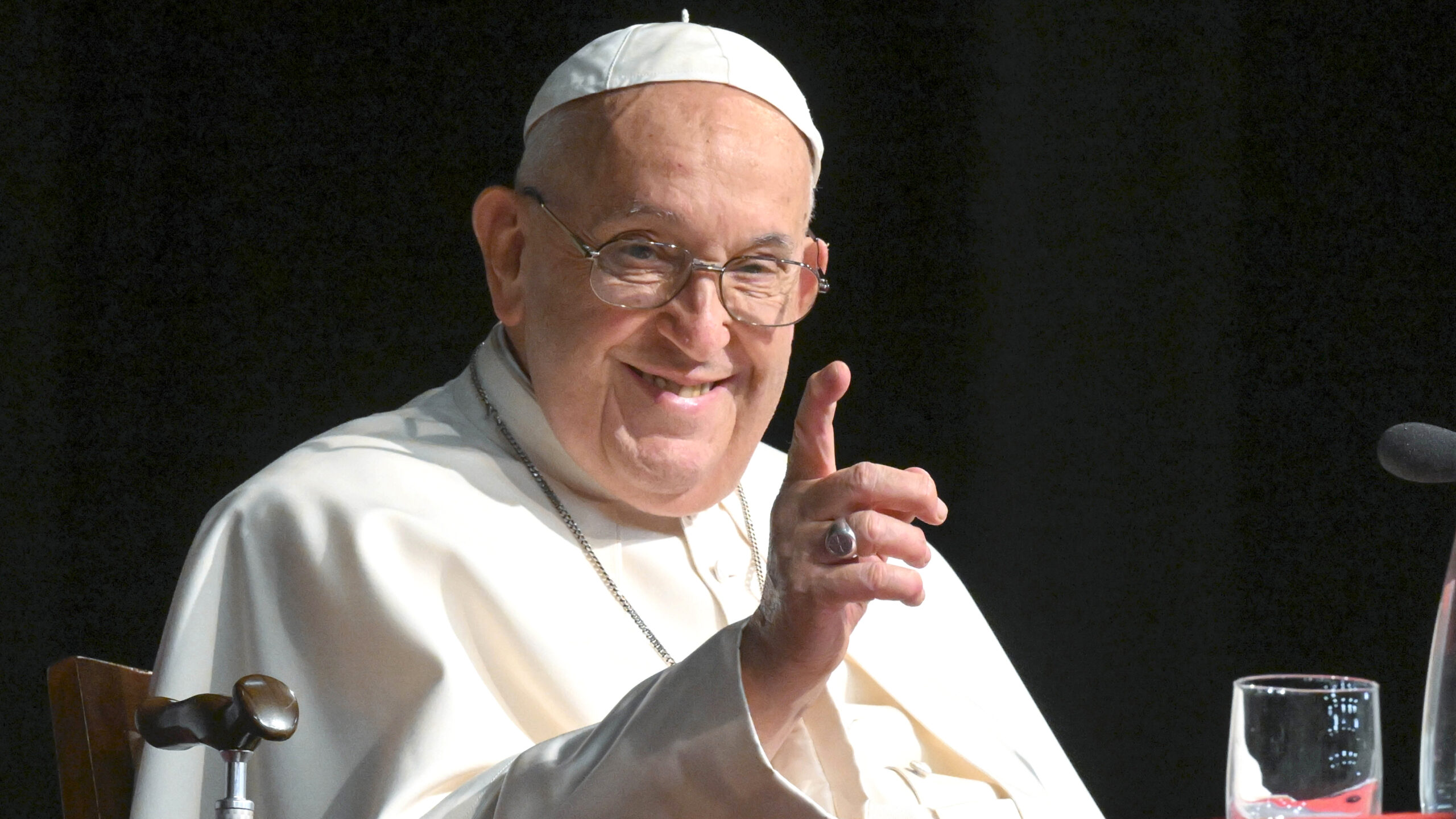 Pope Francis Allegedly Against Gay Men in Priesthood, Cites ‘Favoritism in the Vatican