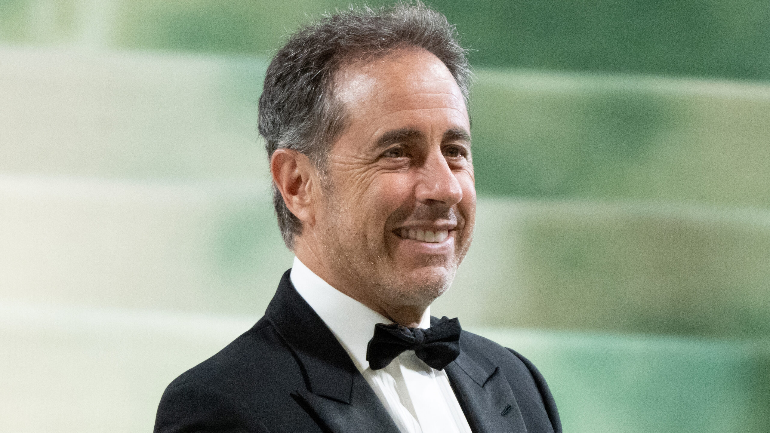 Jerry Seinfeld Scolds Pro-Palestinian Heckler: “It’s a comedy show, you moron. Get out of here.