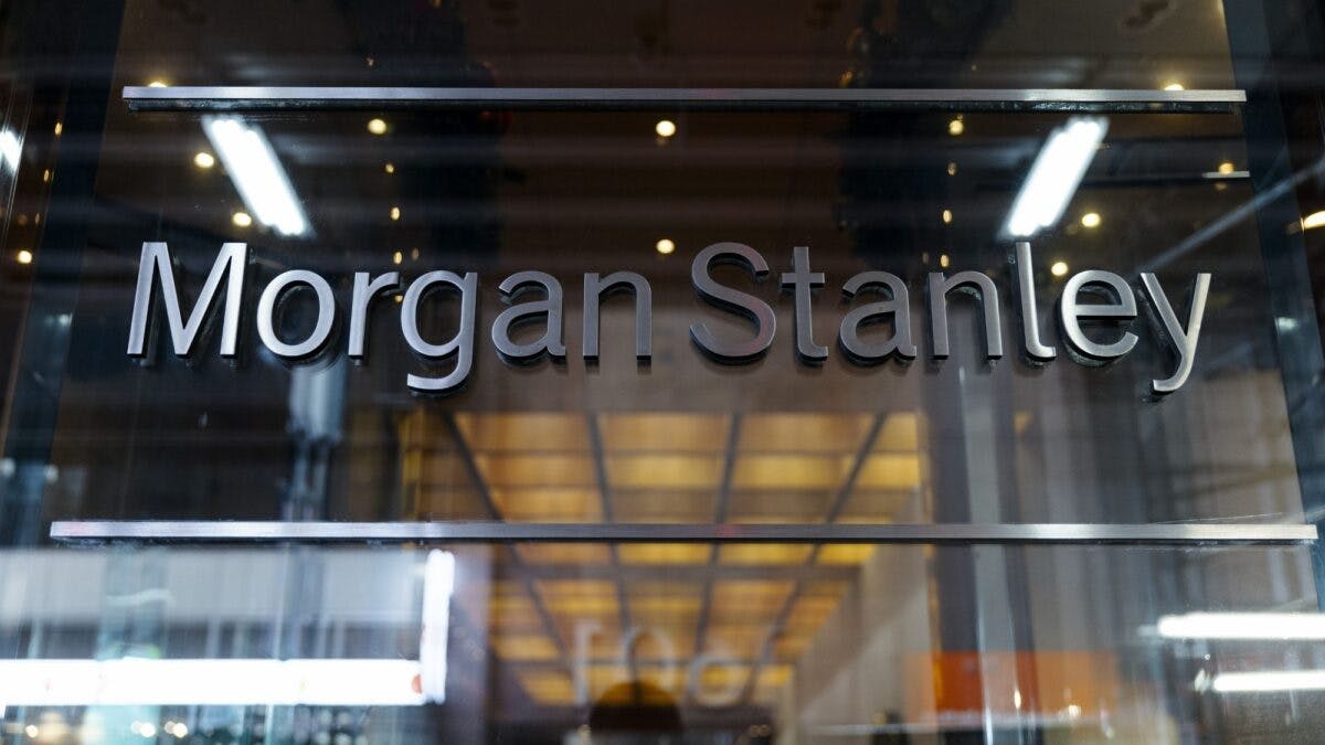 NextImg:America’s Top Banks Host Programs That Discriminate Against White And Asian Men