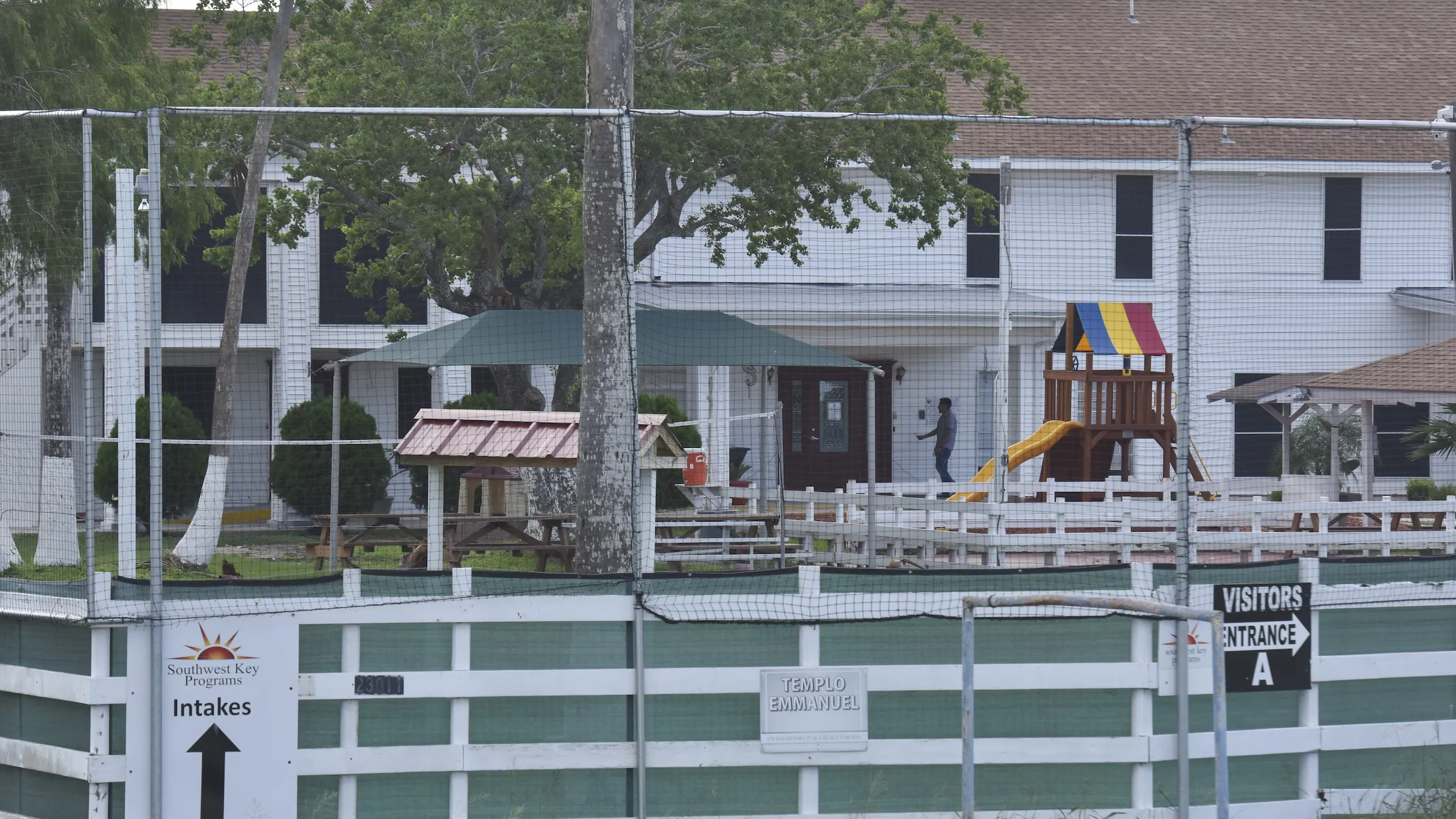 Unaccompanied Migrant Children Were Raped By Federal Contractors, DOJ Says