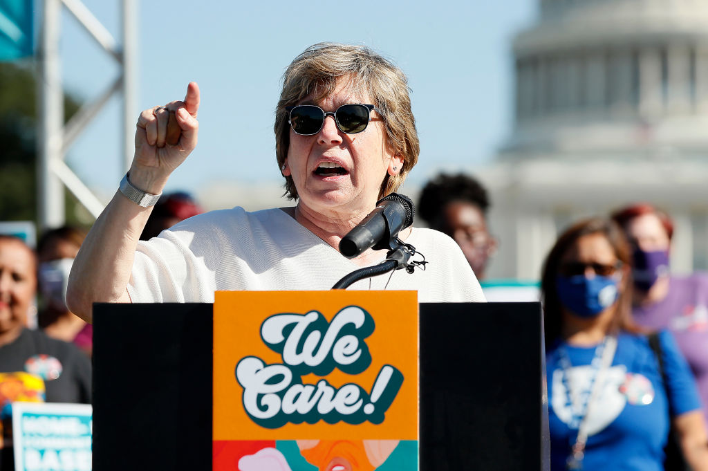 Teachers Union Boss Randi Weingarten Mocked For ‘Unhinged’ Politicized Speech Warning Of ‘Fascism’