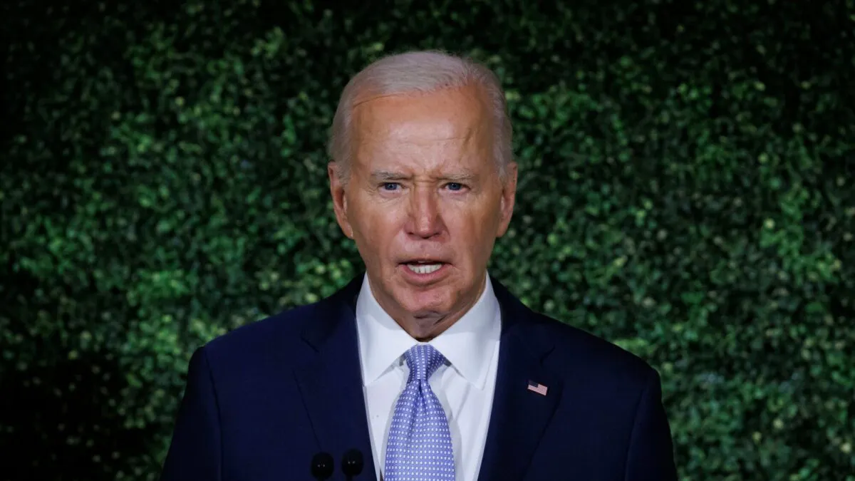 Majority Of Dems And Independents Want Biden To Drop Out, Poll Finds