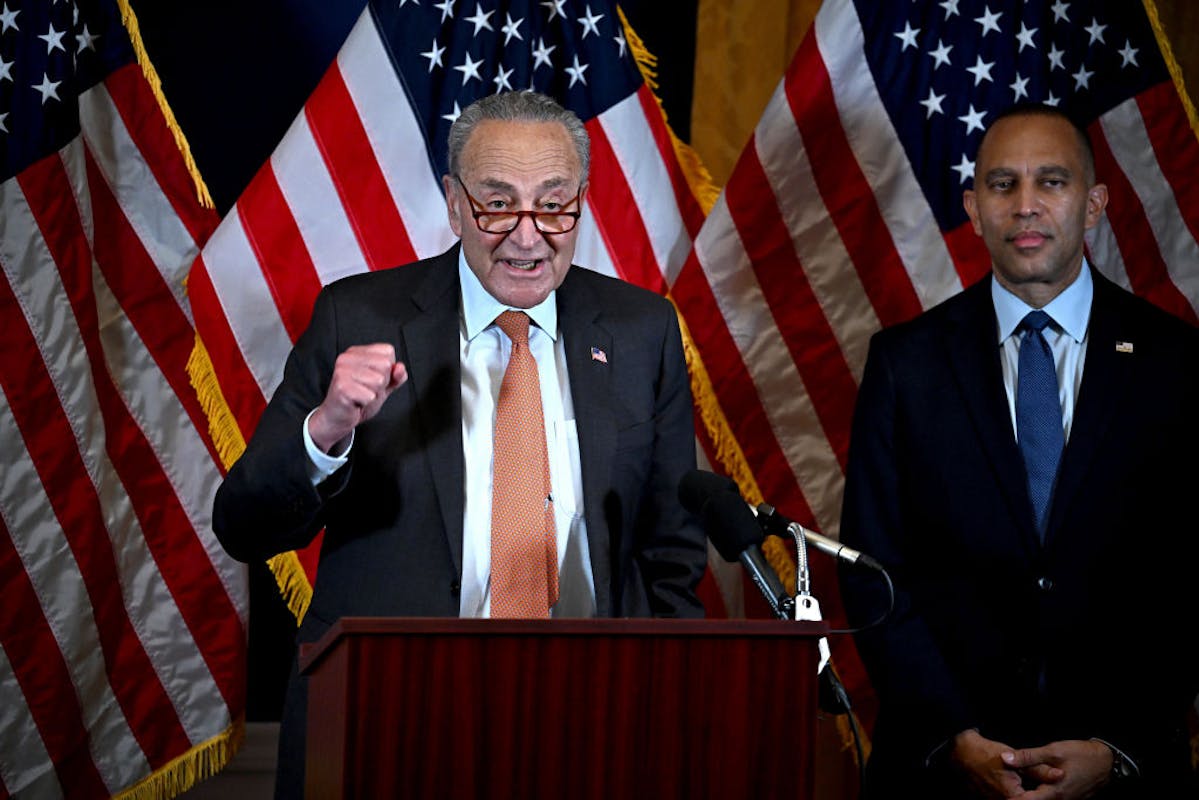 NextImg:The Kamala Hype Machine Revs Up