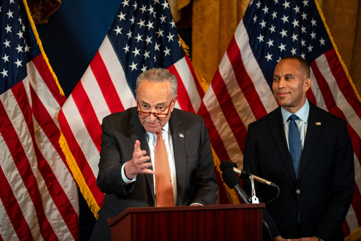 Top Congressional Democrats Schumer And Jeffries Endorse Harris For President