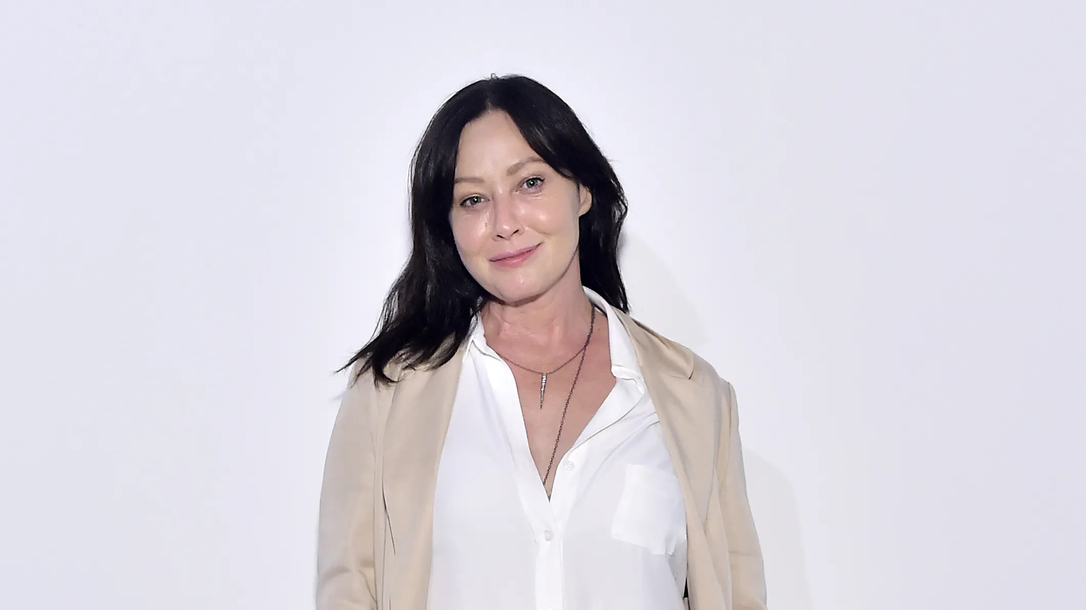 ‘Beverly Hills, 90210,’ ‘Charmed’ Actress Shannen Doherty Dead At 53