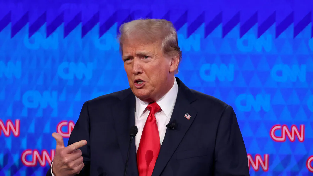 Trump Offers CNN’s Dana Bash Tips On How To ‘Achieve Greatness’ In Kamala-Walz Interview