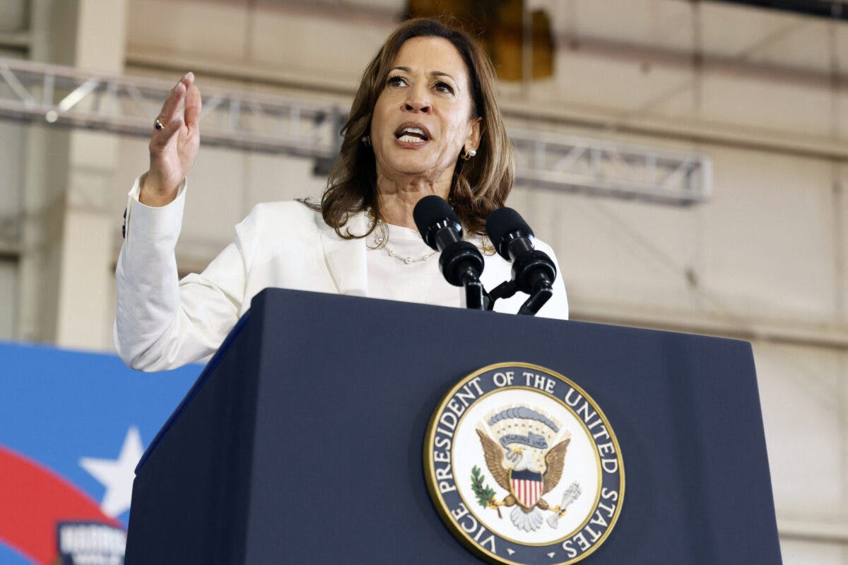 NextImg:Kamala’s Campaign Says She Will Not Push Medicare-For-All. She Fully Supported It 5 Years Ago.