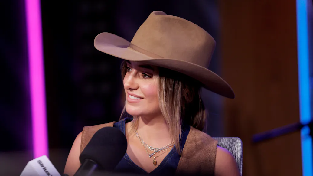 Country Music Star Talks ‘Dark Days’ Before Career Exploded