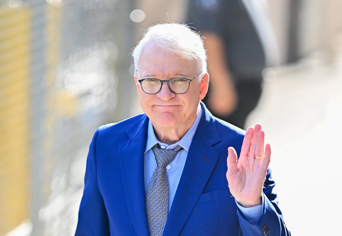 NextImg:Steve Martin Explains Why He Turned Down Gig To Play Tim Walz On ‘Saturday Night Live’