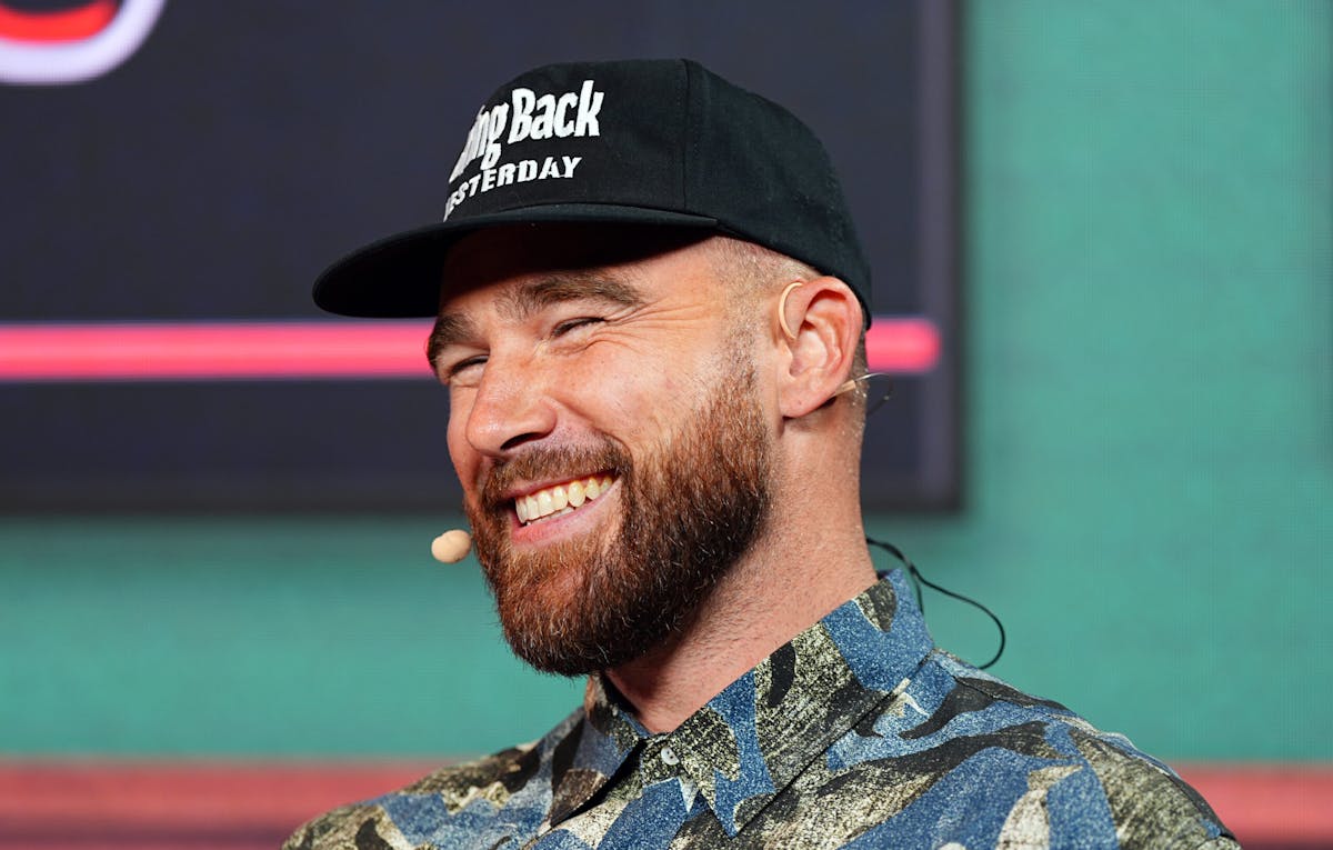 NextImg:Travis Kelce Appears In Trailer for Adam Sandler’s ‘Happy Gilmore’ Sequel