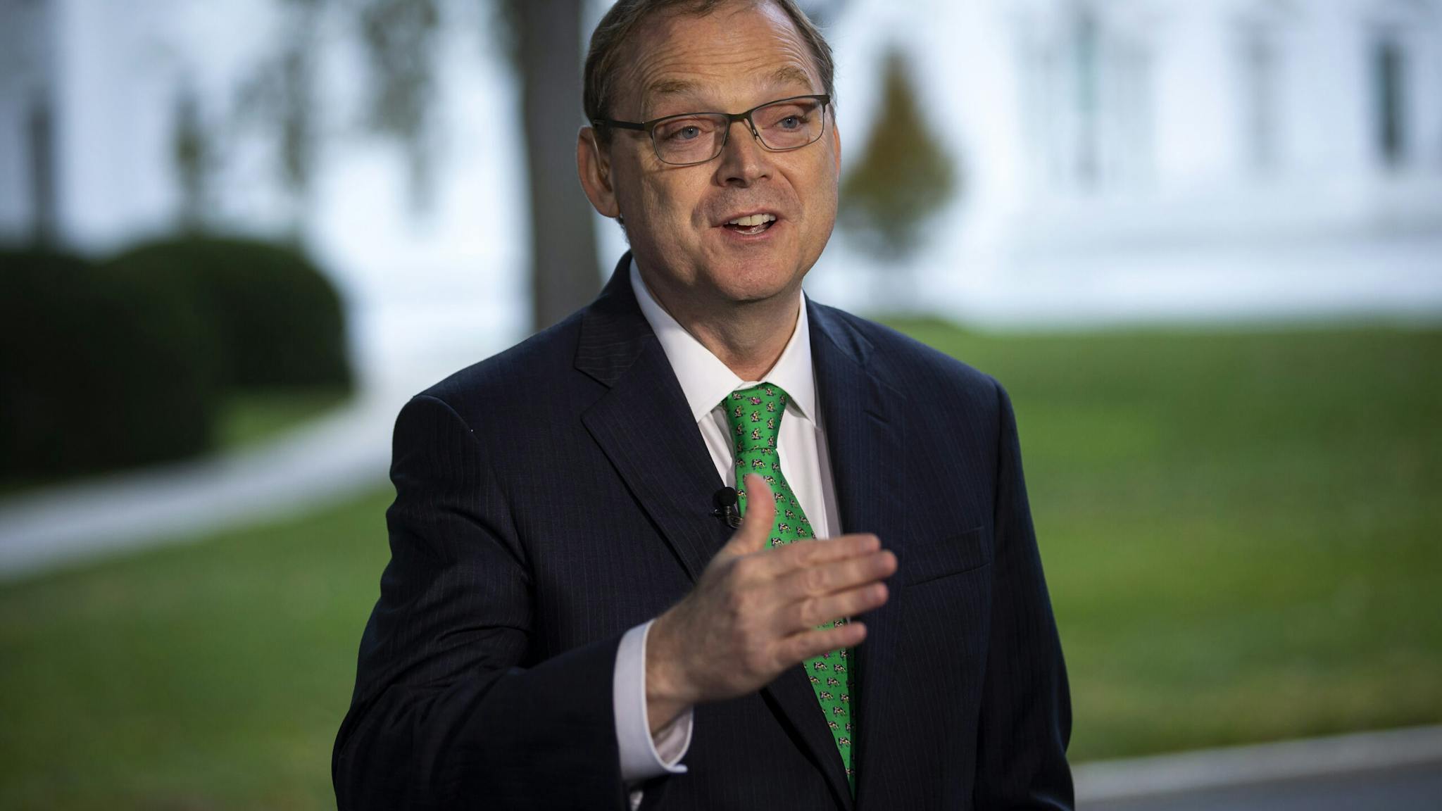 Council of Economic Advisers Chairman Kevin Hassett Interview Kevin Hassett, chairman of the White House Council of Economic Advisers, speaks during a Bloomberg Television interview outside the White House in Washington, D.C., U.S., on Friday, Nov. 2, 2018. Hassett discussed the October jobs report, wage growth, U.S.-China trade, and the rising debt and deficit.