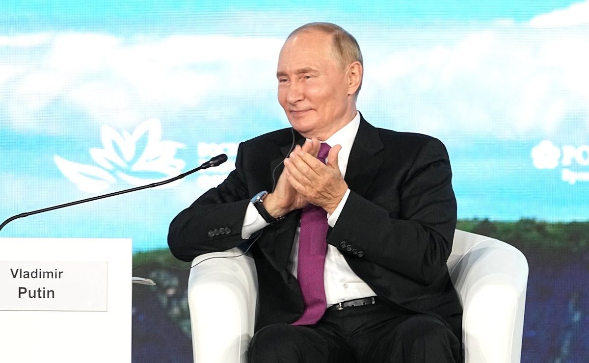 NextImg:Putin Says He Backs Kamala For President, Cites Her ‘Infectious’ Laugh