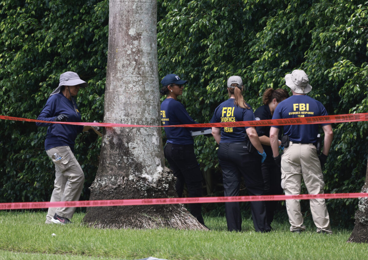 Gunman Targeting Trump Hid On Golf Course For 12 Hours Before Secret Service Spotted Him: Feds